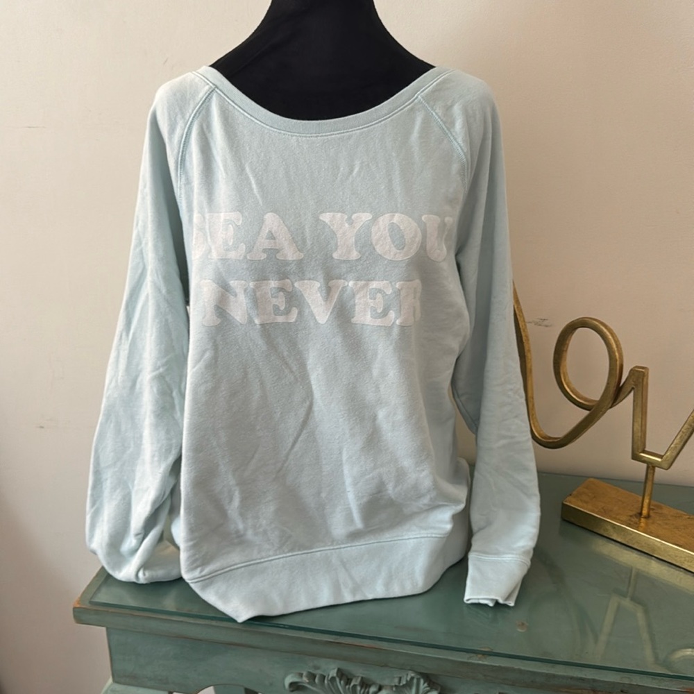 Victoria’s Secret PINK Crew Neck Sweatshirt 
Size Medium